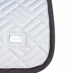 Equestrian Stockholm - Tapis de selle Modern White Dark Violet