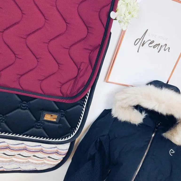 Equestrian Stockholm - Tapis de selle Black Edition