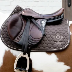 Grooming Deluxe - Tapis de selle Grooming Deluxe marron