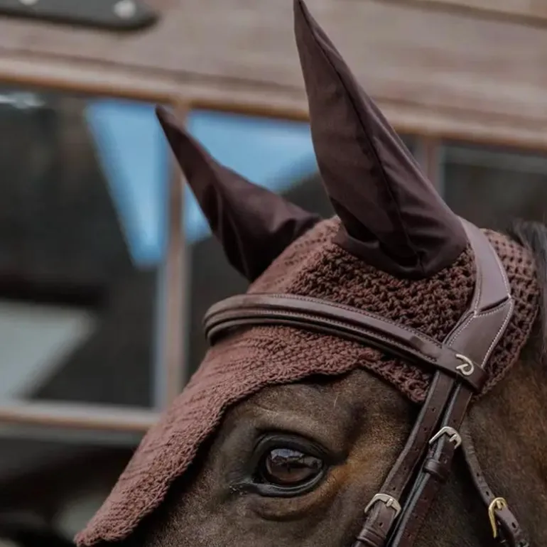 Kentucky Horsewear - Bonnet pour chevaux anti-bruit Wellington Wave marron