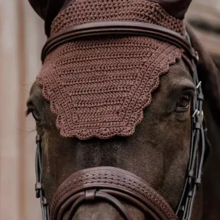 Kentucky Horsewear - Bonnet pour chevaux anti-bruit Wellington Wave marron