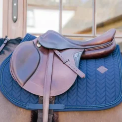 Kentucky Horsewear - Tapis de selle Metal Chain marine