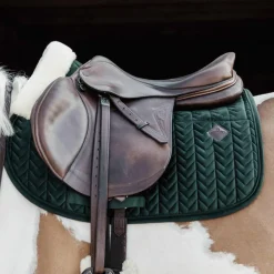 Kentucky Horsewear - Tapis de selle Skin Friendly Velvet vert sapin