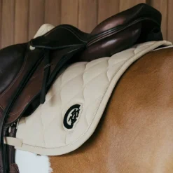 Kentucky Horsewear - Tapis de selle Wave jumping 3D logo beige
