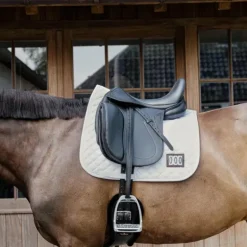 Kentucky Horsewear - Tapis de dressage Diamond Competition 2 numéros blanc