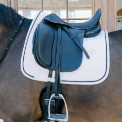 Kentucky Horsewear - Tapis de dressage Metal Chain blanc