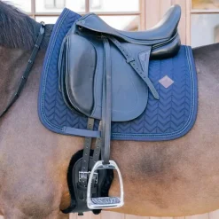 Kentucky Horsewear - Tapis de dressage Metal Chain marine