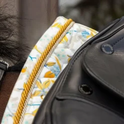 Kentucky Horsewear - Tapis de dressage Velvet Printing spring leaves whispers marron/ blanc