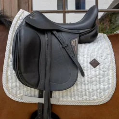 Kentucky Horsewear - Tapis de dressage Velvet Printing pied de poule gris/ blanc