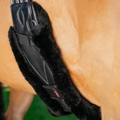 LeMieux - Housse de sangle à bavette longue Anatomic en laine mérinos+ noir