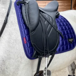 LeMieux - Tapis de dressage Loire Classic Square Ink Blue